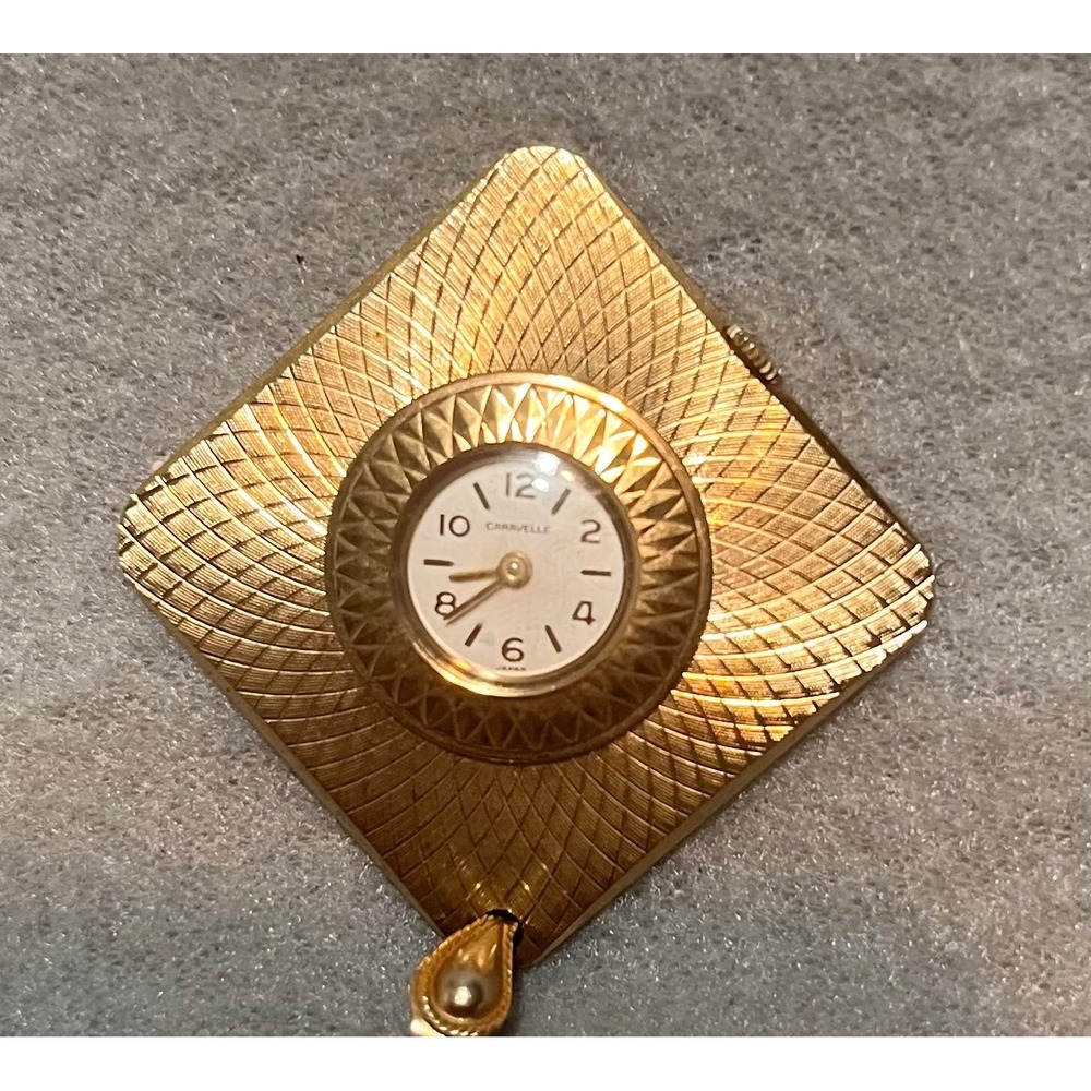 Vintage Caravelle Gold Tone Diamond Shaped Pendant Watch Manual Wind Necklace
